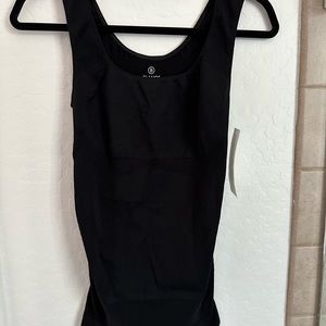 Blanqi maternity nursing tank